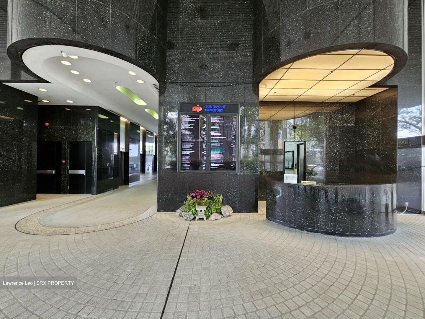 Southpoint (D2), Office #457554681